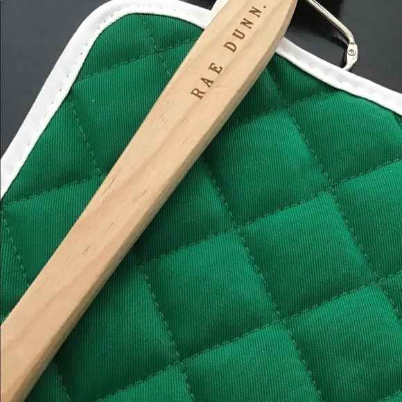 Rae Dunn Spatula & Pot Holder Set - Picture 8 of 8